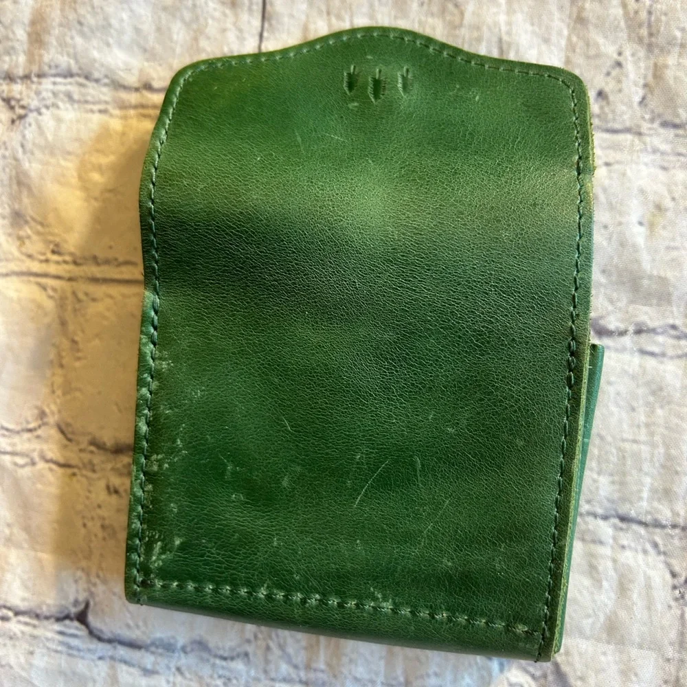 PORTLAND LEATHER GREEN SMALL BOZEMAN WALLET (3) TREES LOGO - Picture 4 of 6